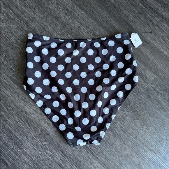 High Waisted Full Coverage Black and White Swimsuit Bottom - Small Med Large New - Picture 3 of 13